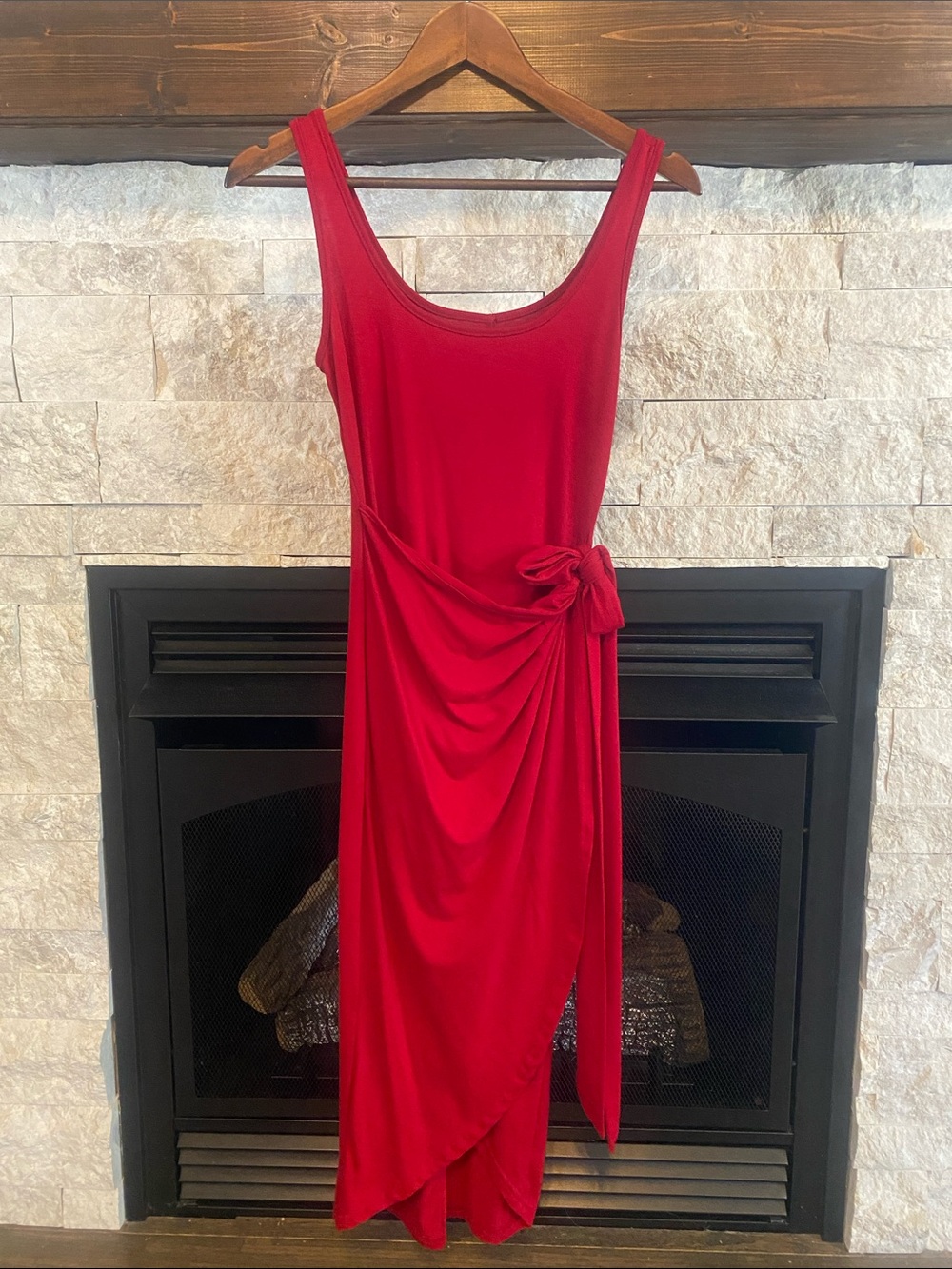🖤3/$10 SHEIN Red Sleeveless Knot-Detail Midi Dress
